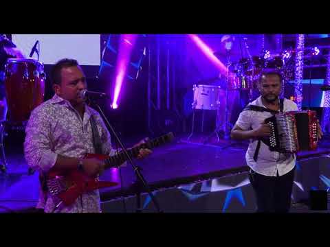 Tomando y Pensando (en vivo) - Herminio Rojas y El Ritmo Sensacional