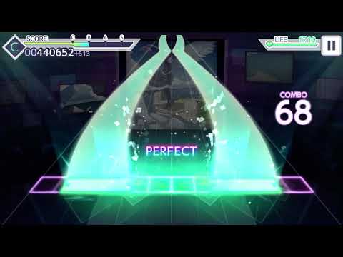 The intense singing of Hatsune Miku on EXPERT