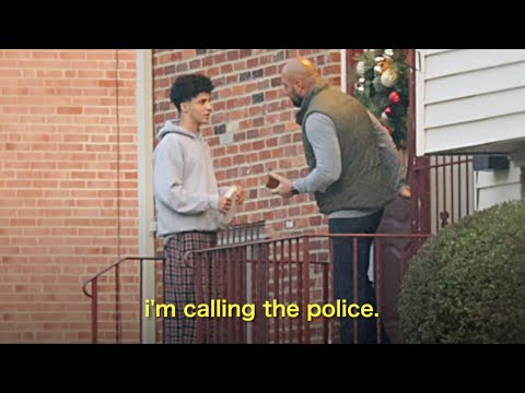 Crashing Strangers' Thanksgiving!
