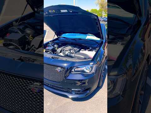 6.4L Chrysler 300c is 🔥🔥 #hemi #chrystler300c #300c #youtubeshort #shortvideos #shorts