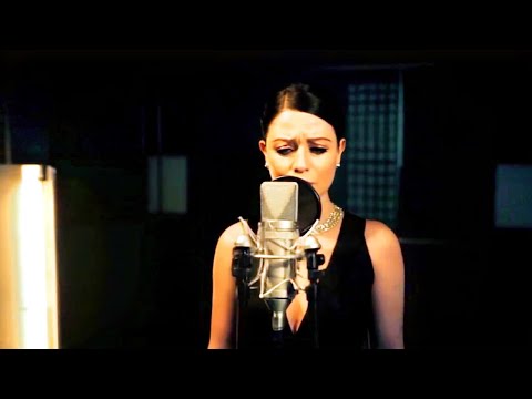 Michelle Trachtenberg Singing – Gone Forever at 39