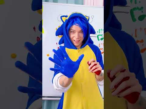 🌈🎨 Watch Sonic Get a Rainbow Makeover in This Fun #Shorts Video!