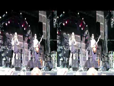 3D Emily Haines - Combat Baby (short outro)
