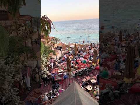 Food, antiques, & a beautiful view.📍Farsha Mountain Lounge in Sharm El Sheikh, Egypt. 🎥 @batushka