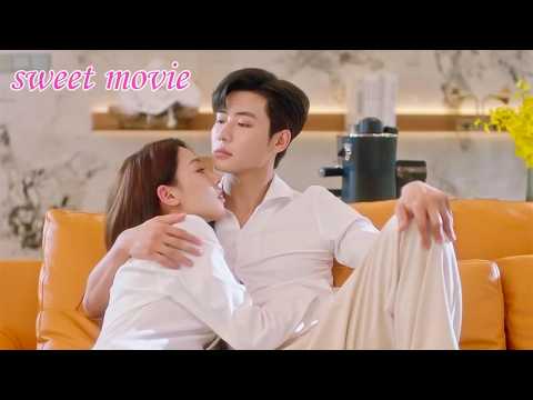 After her husband abandoned her, she was reborn—and chased by a top idol!#shortdrama #drama #idol