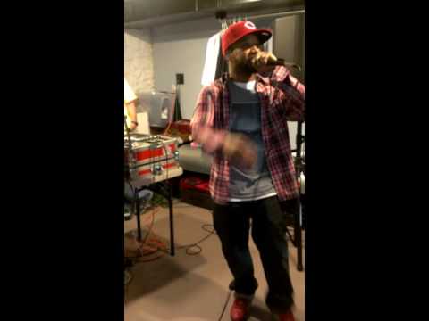 Young Forever performs "Way more fresha" for throwback Thursday then addresses his haters