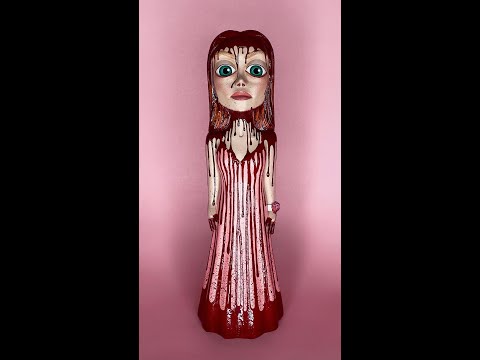sculpture of carrie white in carrie (1976)