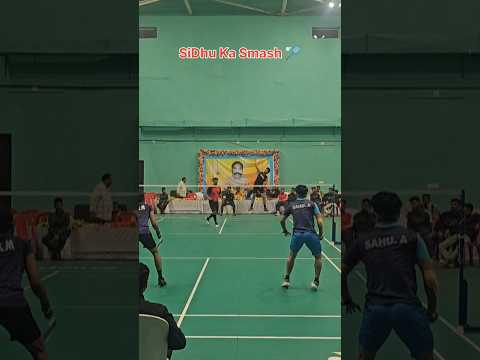 Smash in Gap🏸#shorts #badminton #highlight #smash