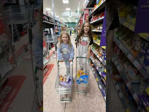 No limit shopping challenge #jonathanjoly #shorts #challenge ￼