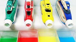 新幹線 カプセルプラレール ドクターイエローやE5系はやぶさの先頭車を後尾車に合わせて英語の色を覚えよう！ペットボトルの色水から新幹線が出てくるよ！ omotoyka2see