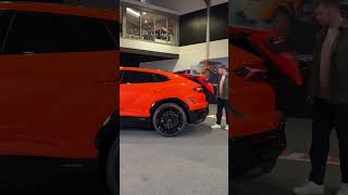 2025 #Lamborghini #Urus SE! 😨 Would you take it? 🧡