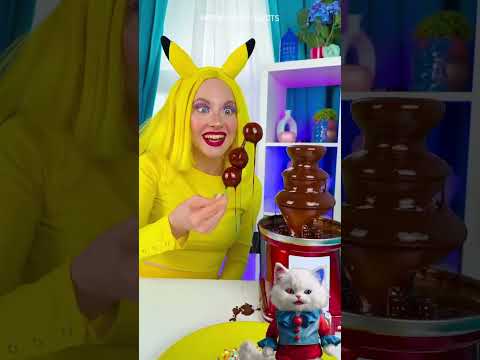 DIY Giant Chocolate Eyes! 🍬👀 Viral Candy Trend You Have to Try! 🤩