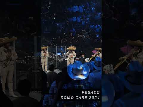 Pesado con mariachi en el Domo Care