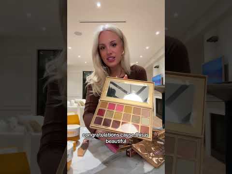 Spoiled influencers: should they be getting free stuff?? #socialmedia #prhaul #shorts
