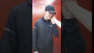 Flirting -- Vengo Gao Weiguang 高伟光