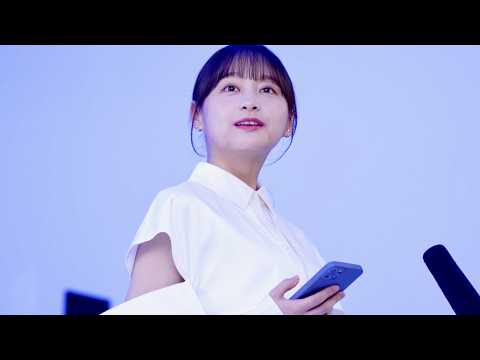 影山優佳、二の腕チラリの斬新モードな衣装でICTリテラシーを呼びかけ／DIGITAL POSITIVE ACTION CMメイキング＋インタビュー