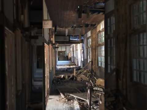 Creepy and beautiful old Japanese School #abandoned