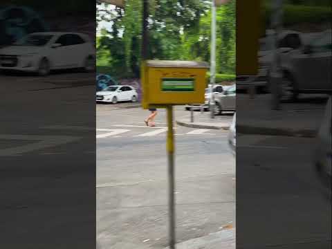 A Realidade de Caminhar no Centro do Rio de Janeiro,