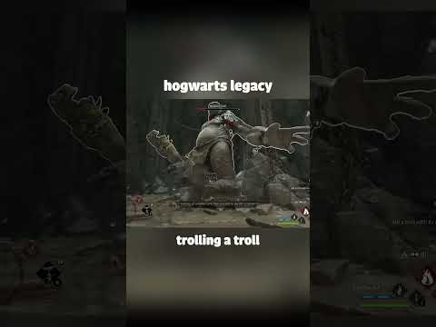 Trolling a troll on Hogwarts Legacy