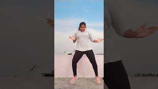 vibe with thakita 🤗...#trendingdanceshortvideo#trendingshorts#dancebeats#explorepage#instatrending