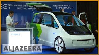 🇺🇸 Self-driving cars showcased at Detroit Auto Show l Al Jazeera English
