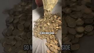 Breaking a Piggy Bank After Years—You Won’t Believe the Amount! 💰