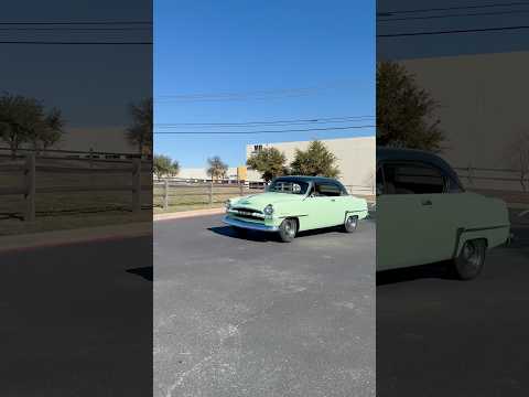 Couple of cool classics rolling out of a small local show in Austin, TX #samspace81 #classiccars