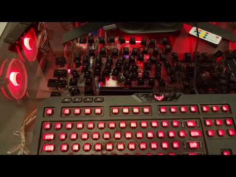 CLEAN THE KEYBOARD