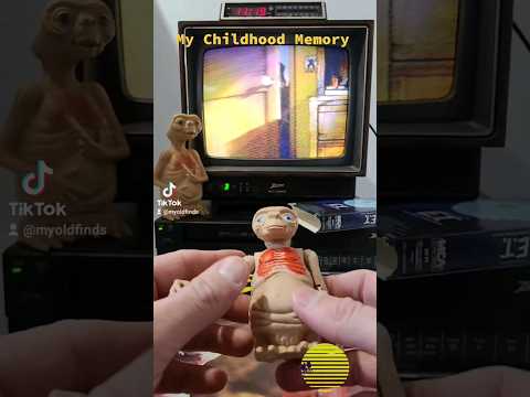 ET Phone Home! #80s #80skid #80stoys #toys #foryou #youtubeshorts #extraterrestrial #alien