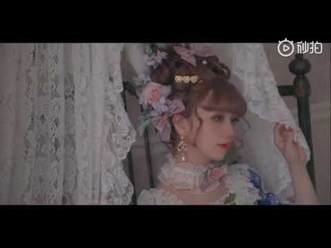 Miss Point Elisabeth Kitten Dress