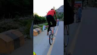 #music #automobile #punjabisong #punjabimusic #stunt #lifeisbutadream #cyclingmusic