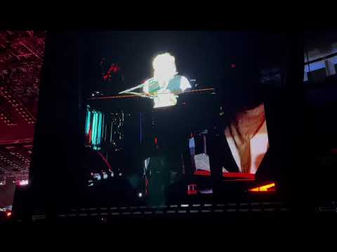 PaulMcCartney Let'EmIn 30 11 2023