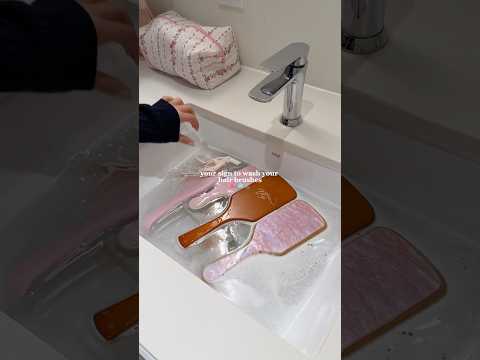 your sign to wash your hair brushes!🧖🏼‍♀️ #cleaning #asmr #asmrsounds #hairbrushes #girlythings
