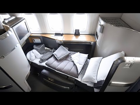 $10,555 American Airlines First Class Flight | Boeing 777-300ER | New York to Doha (+ JFK Lounge）
