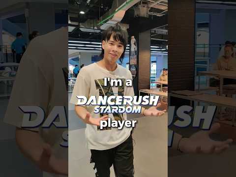 I'm a #Dancerush player, #ofcourse I dance better while playing the game 😂#meme #ofcoursetrend