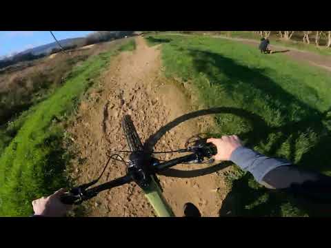 FLYUP CHEESE ROLLER JUMPS