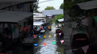 Visiting floating market in Bangkok!