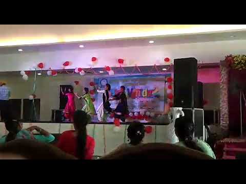 Bhangra girls