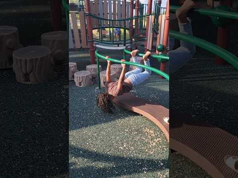 At the letord park with my daughter 🥰  #park #funtime #playtime #sunnyday #exercise #love