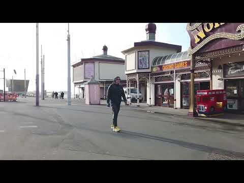 sunny blackpool today, short walk  in to blackpool