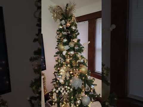 2021 Christmas (tree 2 of 3)