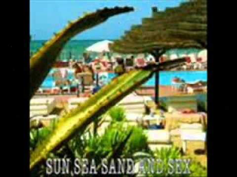 St Cecilia - Leap Up and Down (Wave Your Knickers in the Air)