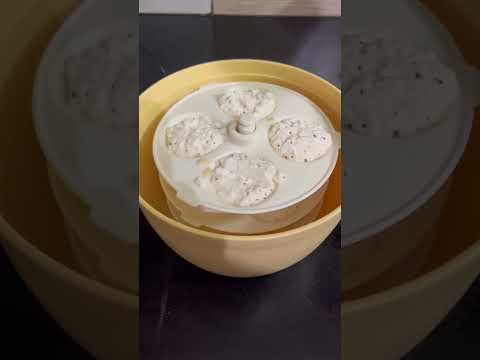 Fried idli easy recipe #youtube #trending #food #asmr #foodie #homemade #cooking #shorts #short