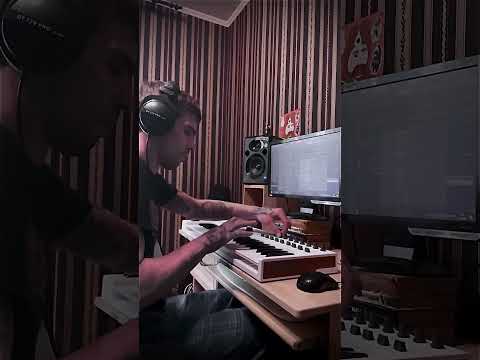 A piece of the process #techno #artitia #synth #vital #diva #flstudio