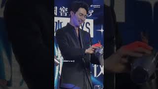 Gao Weiguang ~ oh my god, his smile, his laugh, his everything. #gaoweiguang #vengogao #cdrama