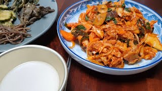 닭무침 레시피 찢고 썰고 무치고 맛보고 [간단아빠요리] Korean vegetable seasoned chicken