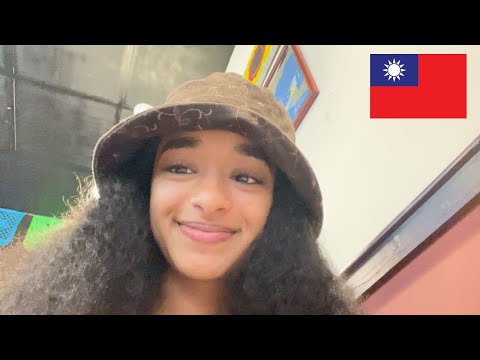 Days in Taiwan 🇹🇼: Cafes, Exploring Kaohsiung, and Art!