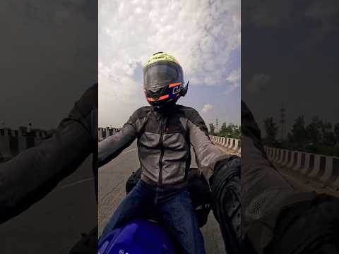 Sizzling Speeds: Surviving the Highway Heat on a Motorcycle