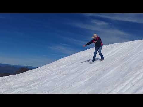COWBOYS SKIING ⛷️ IN COWBOY BOOTS END FAIL HAHAHA 😆 #funny #funnyvideo #wrangler #adventure #snow