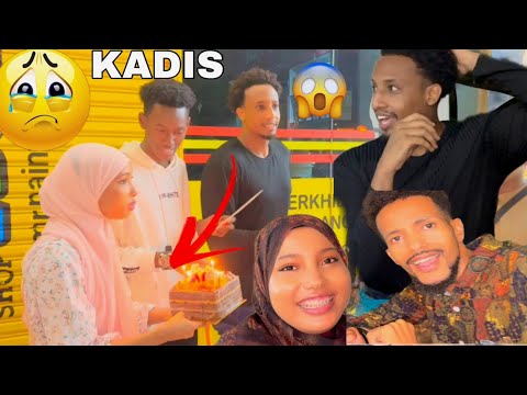 CUMER OO LADAN KA XANAQAY QOSOLKA ADUNKA IYO HABEN KENA SU AHAA😃